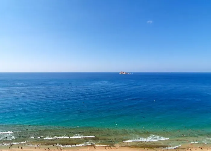 Vistas Al Mar Playa Levante *